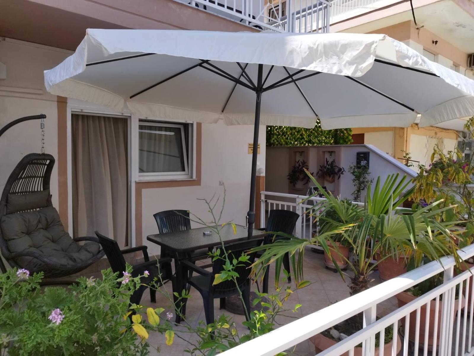 Hotel Villa Pigasos ปาราเลียกาเตอรีนิส ภายนอก รูปภาพ