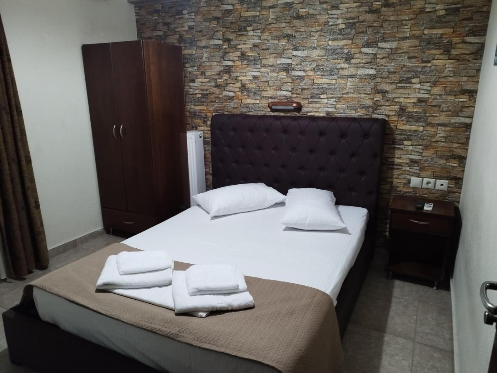 Hotel Villa Pigasos ปาราเลียกาเตอรีนิส ภายนอก รูปภาพ